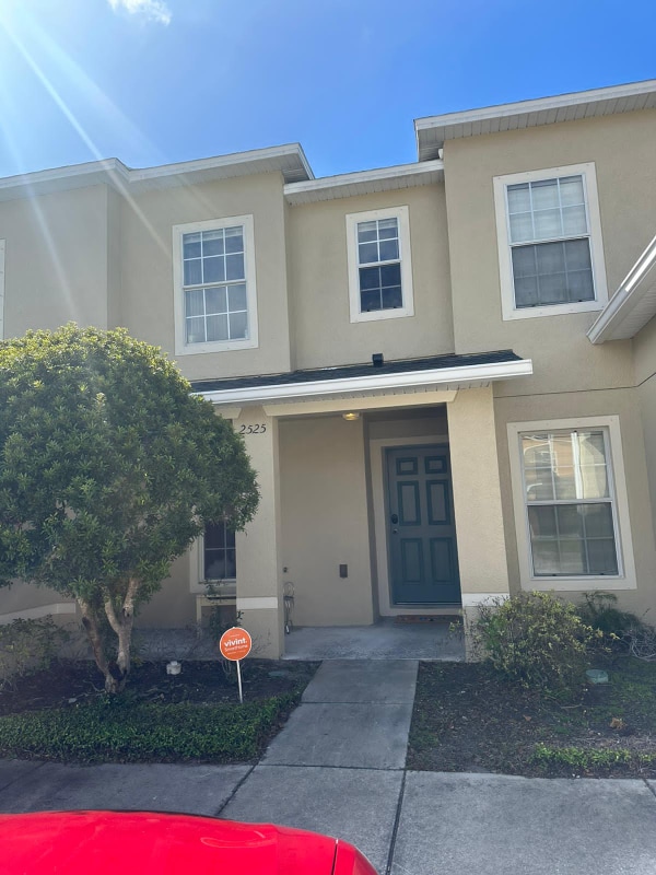 2525 Sandy Beach Ln, Clearwater, FL 33763 Townhome Rentals in