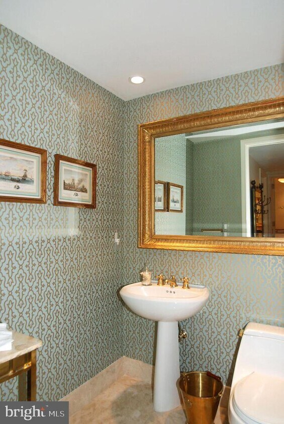 Primary Photo - 1111 23rd St NW