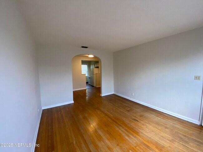 Foto del edificio - 1245 Belmont Terrace