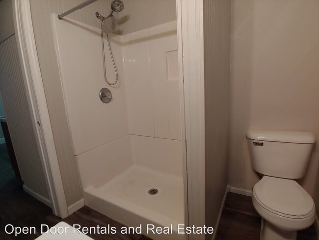 Building Photo - 1 br, 1 bath Apartment - 3409 Hanna #4
