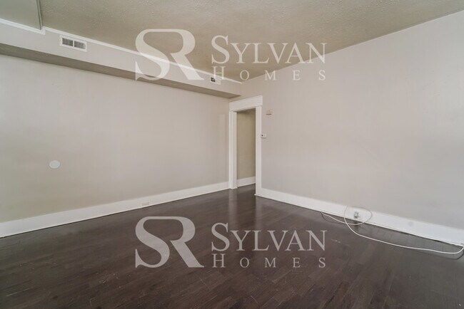 Foto del edificio - Life Just Got Better!