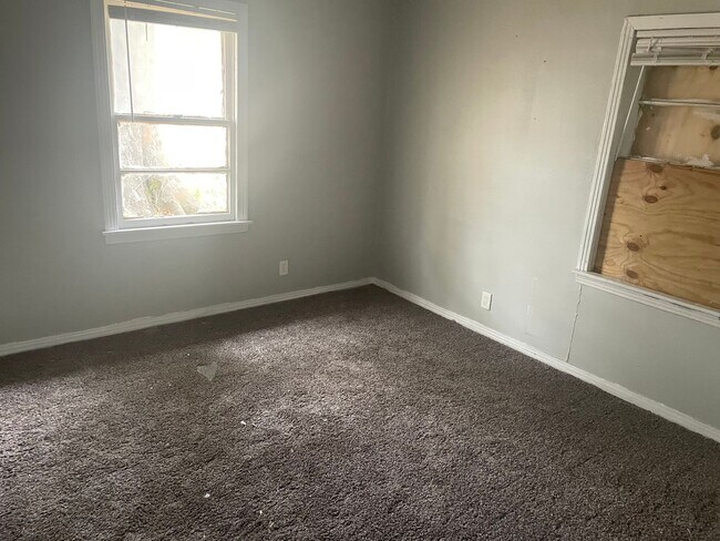 Foto del edificio - 4255 Rightway Ave