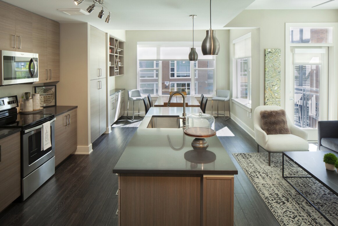 Foto principal - 1620 Platte St