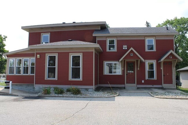 Building Photo - 429 N State St