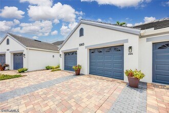 Building Photo - 5963 Sand Wedge Ln