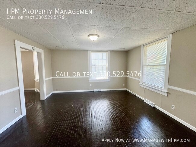 Building Photo - 334 Clarendon Ave NW