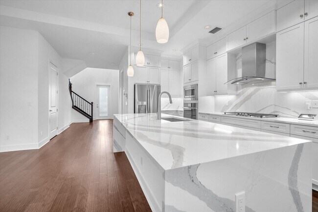 Foto del edificio - 13482 Artisan Cir