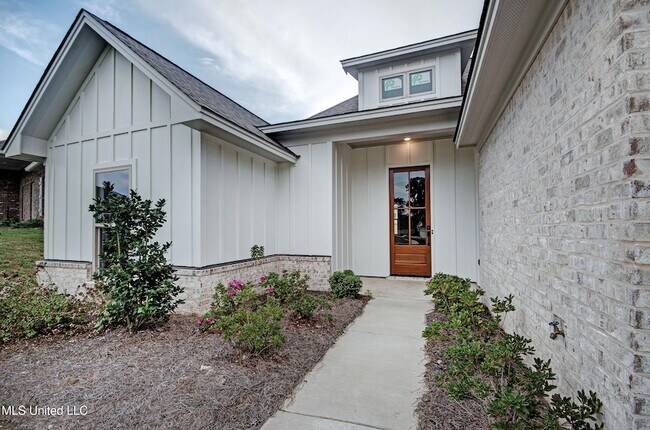 Foto del edificio - 117 Southern Oak Wy