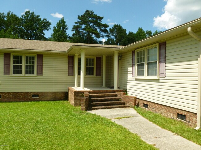 Building Photo - 1823 Rocky Run Rd