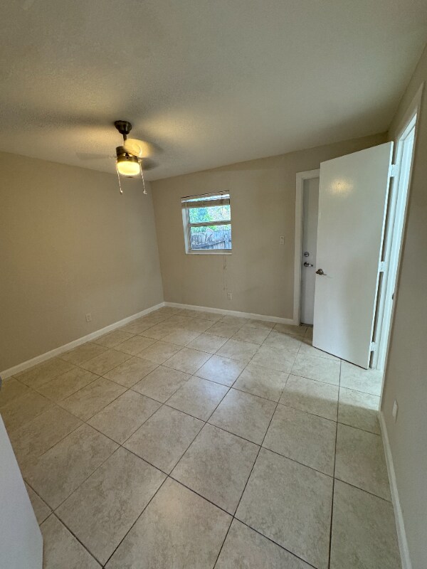 Foto del edificio - 700 SW 15th Ave