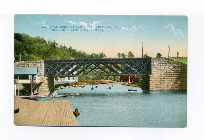Building Photo - 272 Grove St