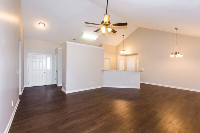 Foto del edificio - 13113 Peacock Ln