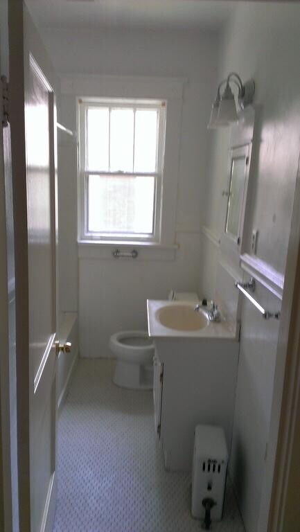 Building Photo - 531 S Reese St