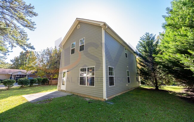 Building Photo - Spacious 4-Bedroom in Durham - Your Perfec...