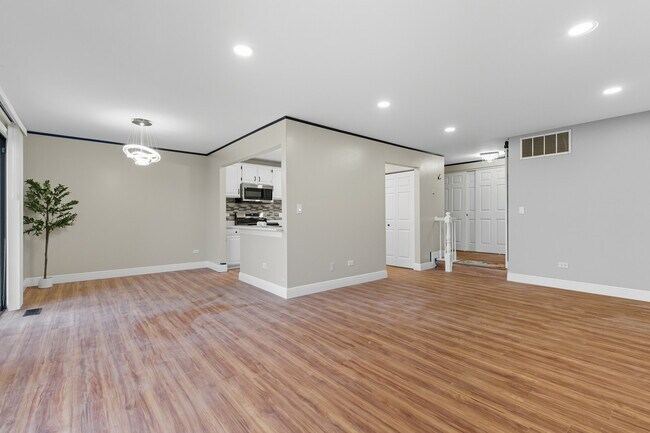 Building Photo - 630 Cumberland Trail