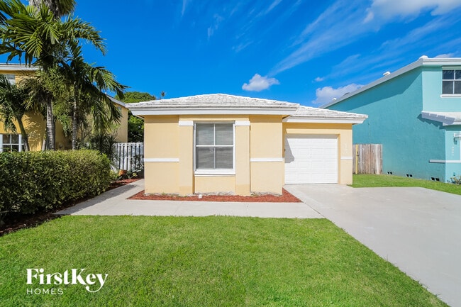 Foto del edificio - 6429 French Angel Terrace