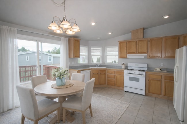 Photo - Great 3 Bedroom Ranch Style Home in low maintenance community!