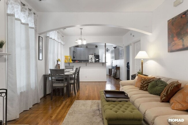 Foto del edificio - 2910 Peek Rd NW