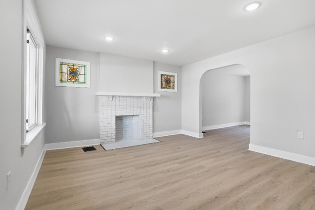 Building Photo - 1219 Duffield St