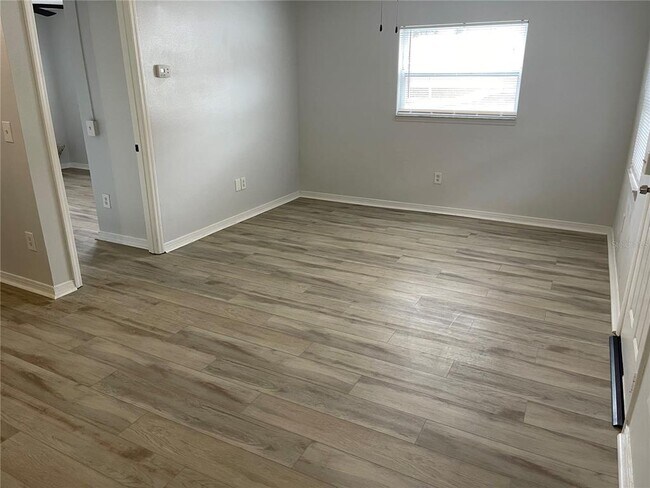 Building Photo - 3710 W Cass St