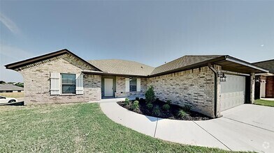Building Photo - 5520 Cheyenne Rd