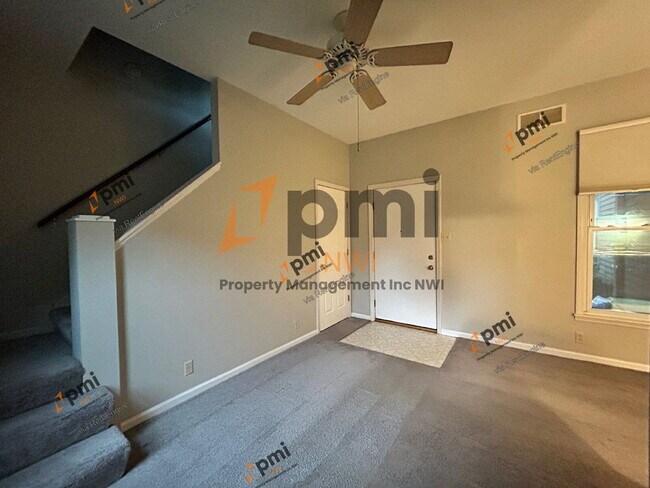 Foto del edificio - 703 Elm St