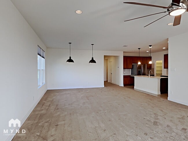 Foto del edificio - 5805 Sardinia Dr