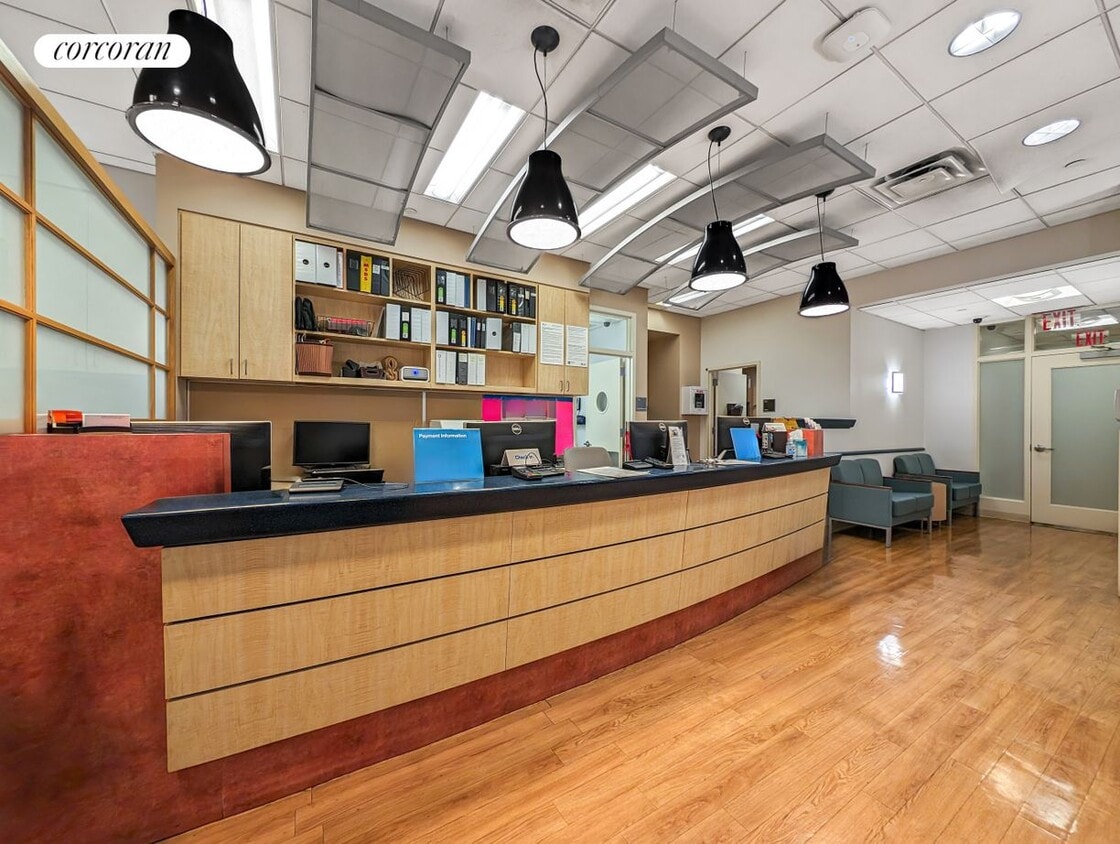 Foto principal - 780 8th Ave