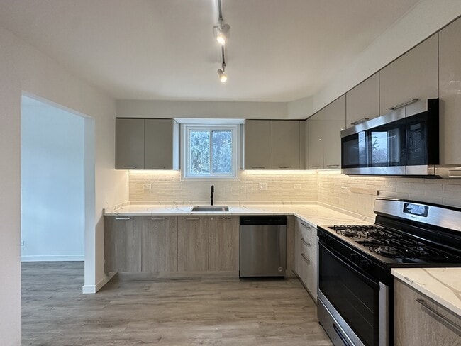 Foto del edificio - 7621 N Sheridan Rd