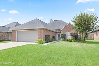 Building Photo - 133 Wild Rose Ln