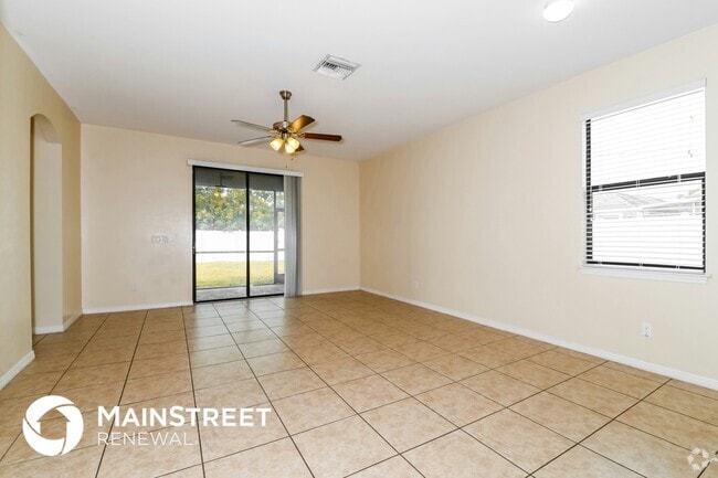 Building Photo - 502 SW 19th Ln