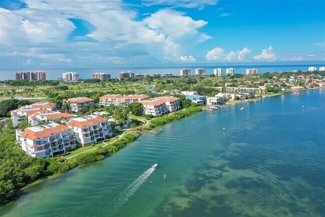 Foto del edificio - 350 Gulf of Mexico Dr