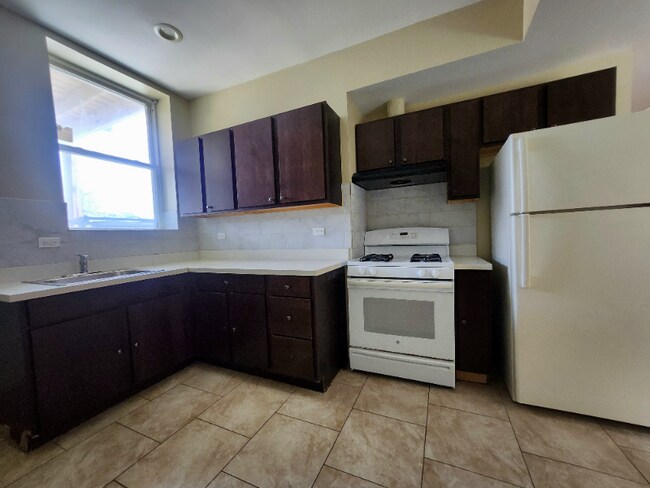 Foto del edificio - 5646 W North Ave