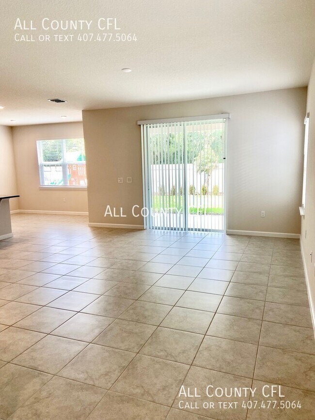 Foto del edificio - 3090 Slough Creek Dr