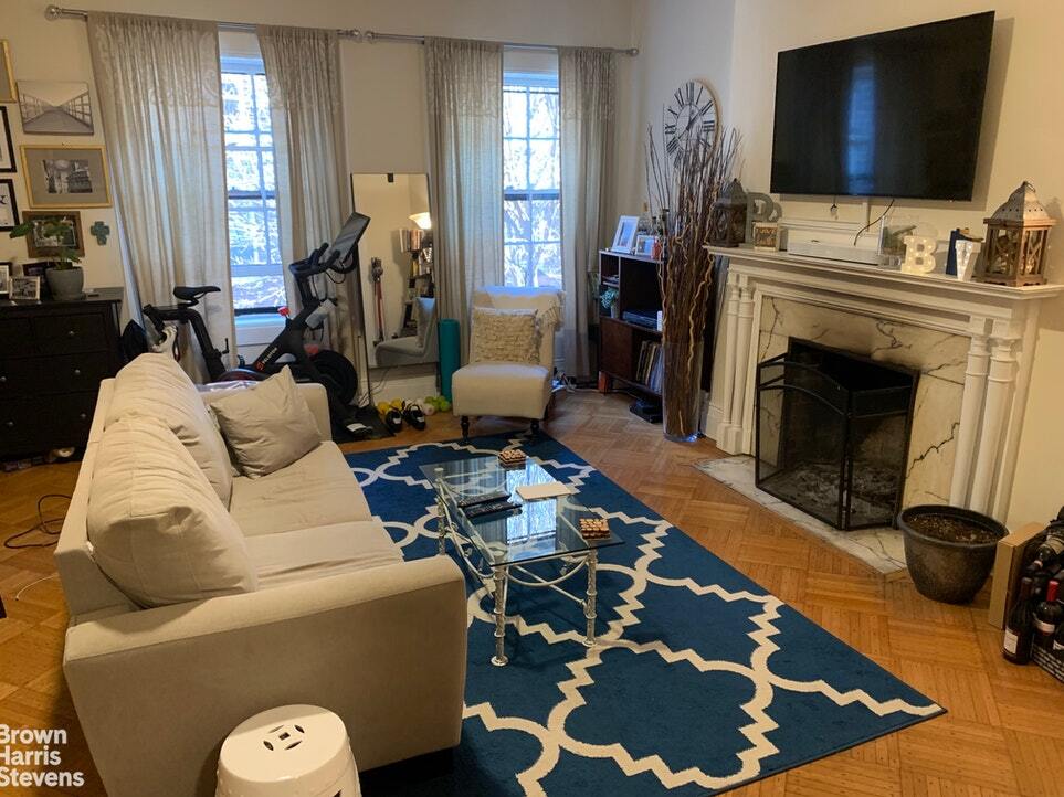 Foto principal - Classic Brownstone Large One Bedroom
