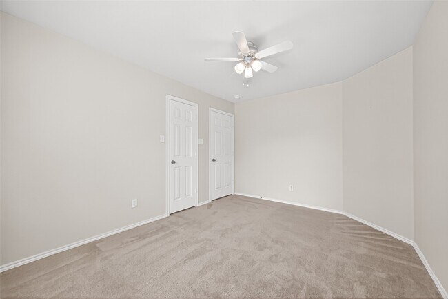Foto del edificio - 17611 Haywood Oaks Dr