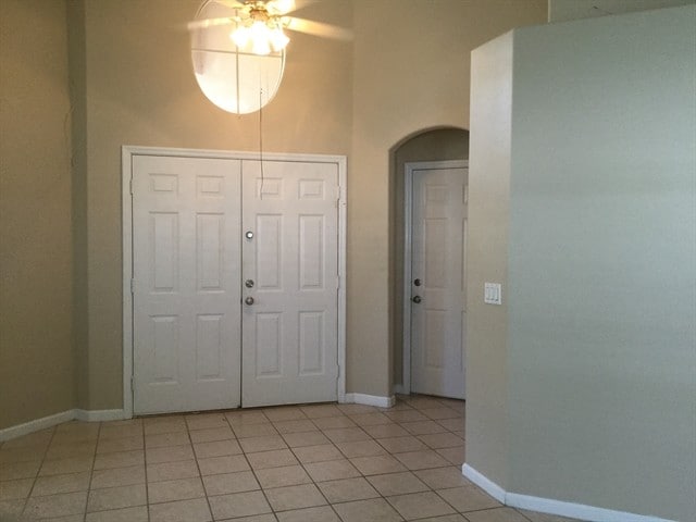 Building Photo - 2609 Meadow Oaks Loop