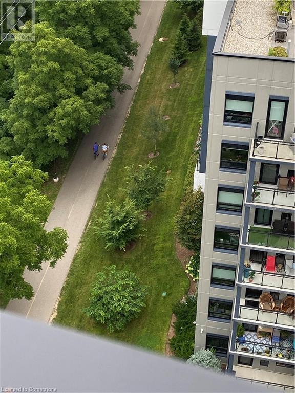 Photo du bâtiment - 460a Belmont Ave W