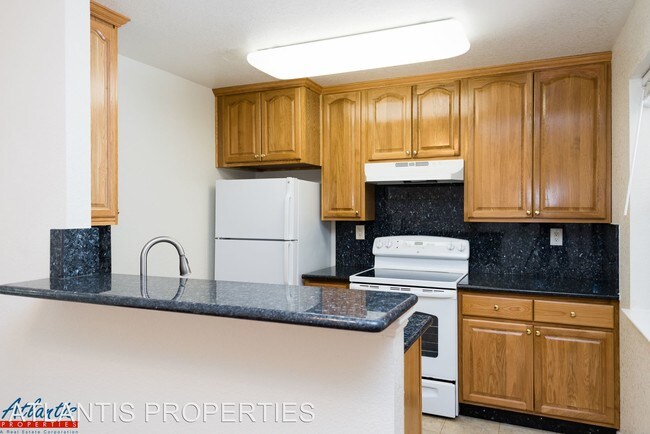 Building Photo - 2 br, 1 bath House - 1436 Rocklin Court