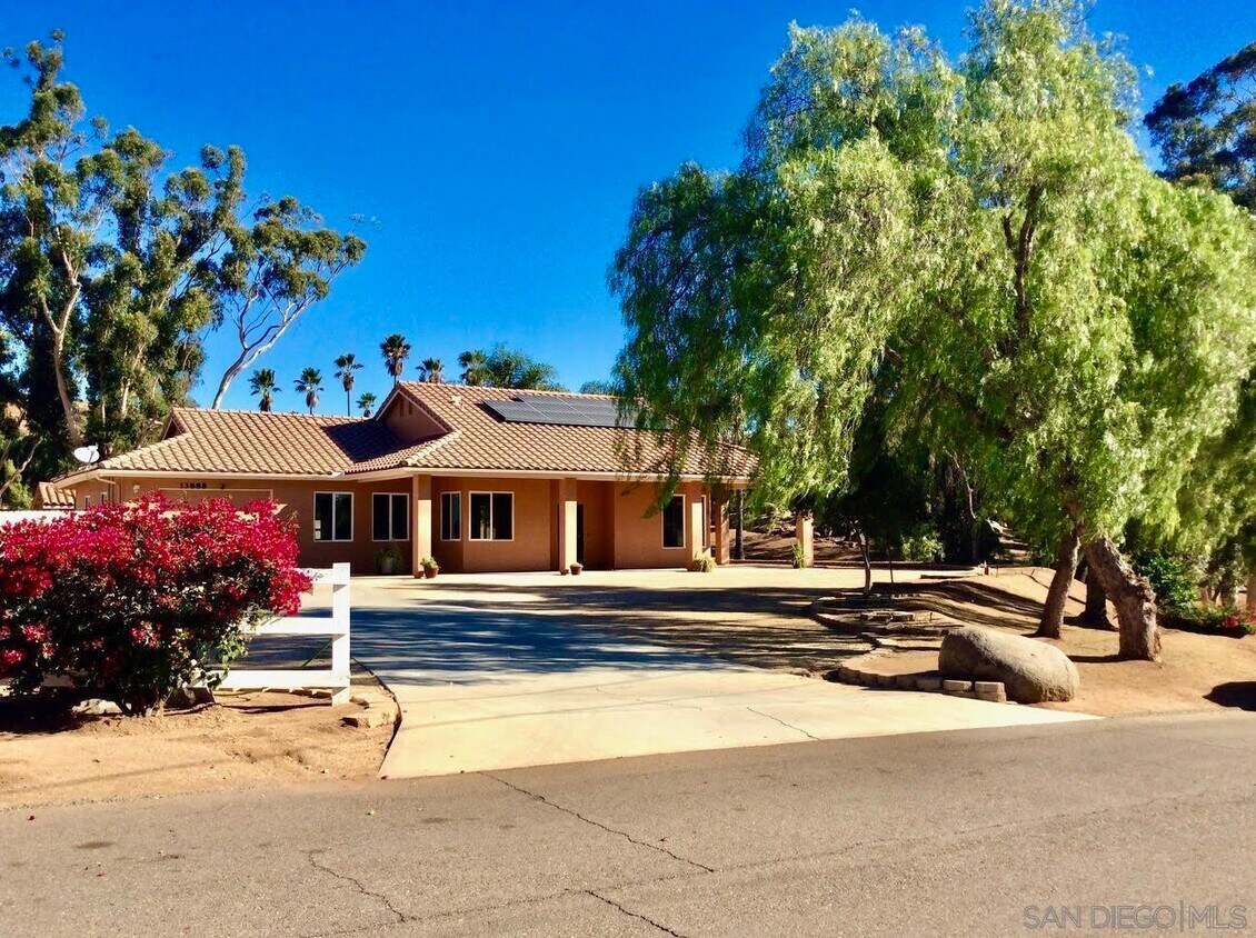 Primary Photo - 13888 Millards Ranch Ln