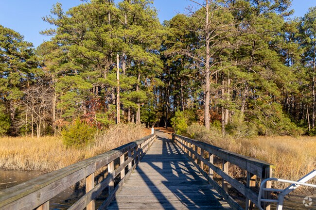 Go for a stroll at Carrollton Nike Park.