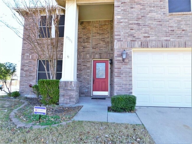 Building Photo - 8301 Serenity Way