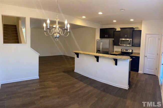 Building Photo - 1303 Garden Stone Dr