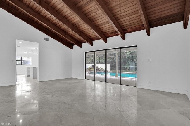Building Photo - 4 br, 2.5 bath House - 115 NW 100th Ter