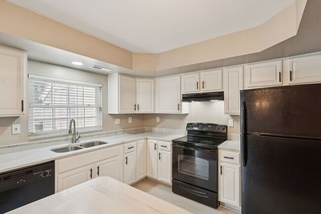 Building Photo - 4588 Grebe Pl