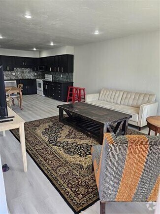 Building Photo - 5303 Fleetwood Oaks Ave