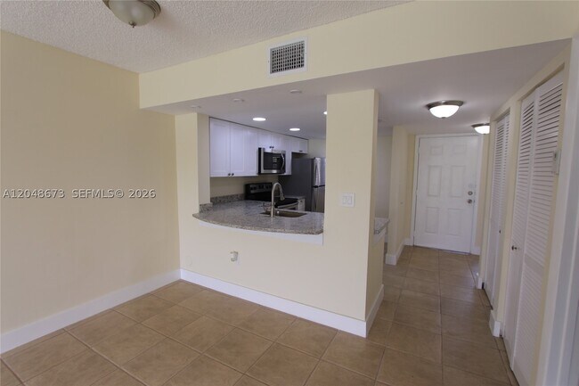 Building Photo - 5200 NW 31st Ave