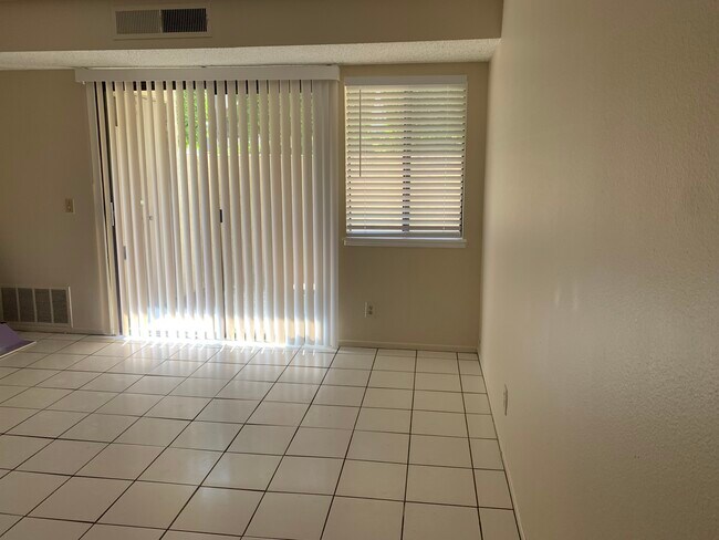 2nd Bedroom - 700 W 3rd St