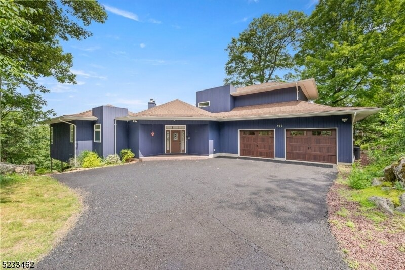 Primary Photo - 163 Hillcrest Dr