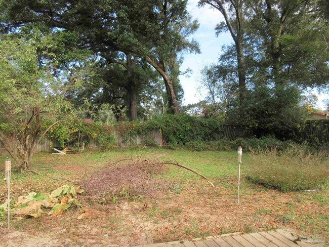 Building Photo - 4264 Wellington Dr